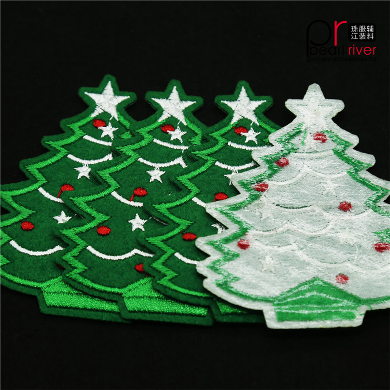Πράσινο διακοσμητικό κεντήματος χριστουγεννιάτικου δέντρου με κόλλα για διακοσμήσεις